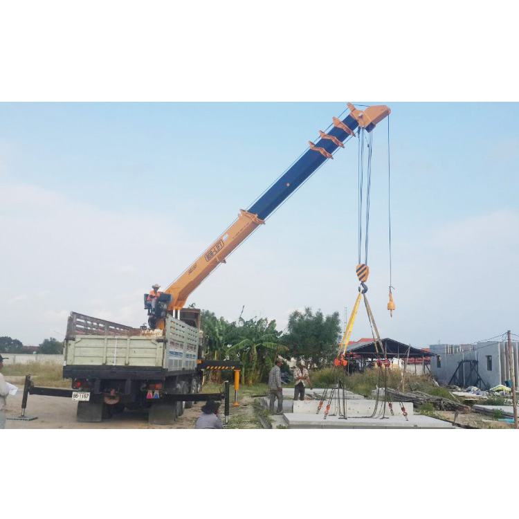 20 Ton Telescopic Boom Truck Mounted Crane For Sale